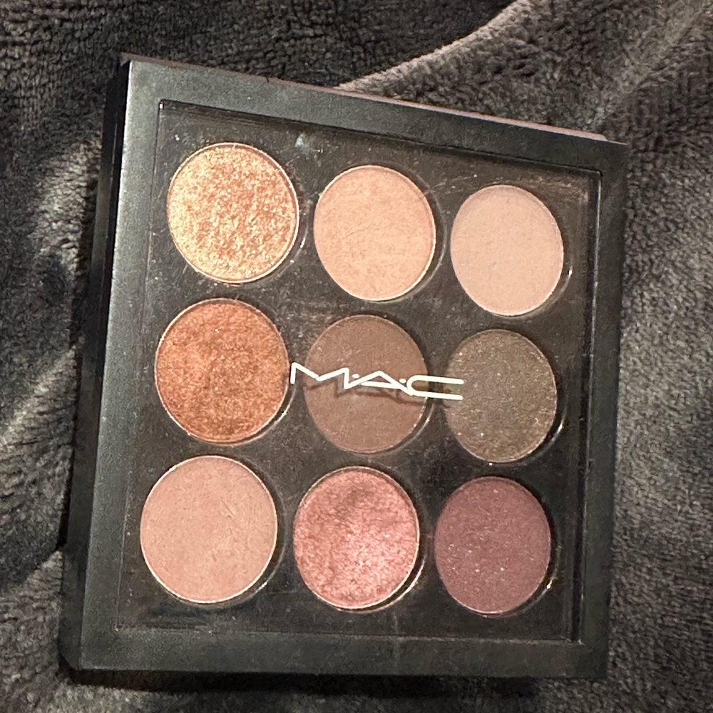 MAC Cosmetics Eyeshadow Palette - Gold, Brown, and Purple Hues
